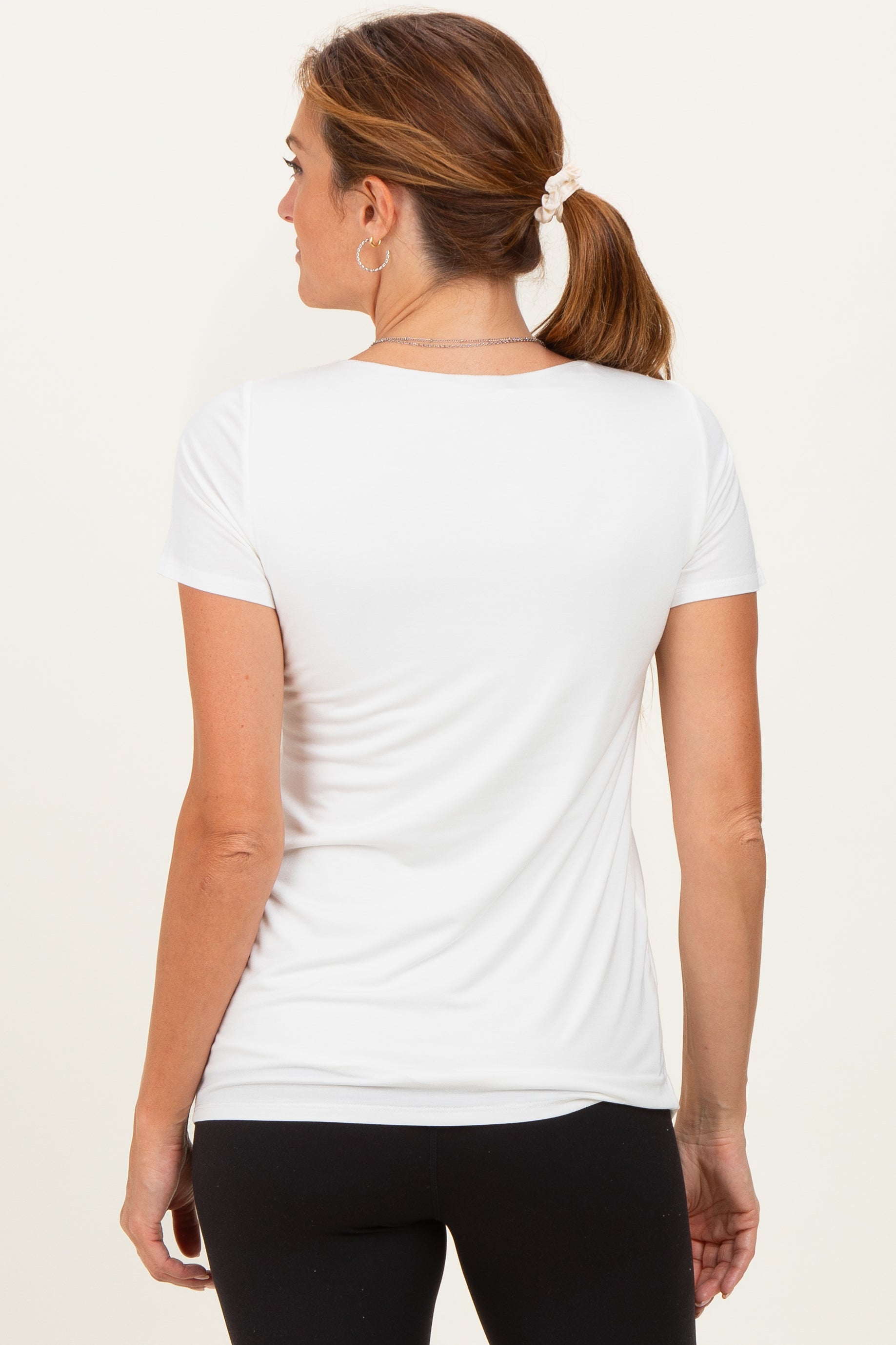 White Short Sleeve Scoop Neck Knit T-Shirt